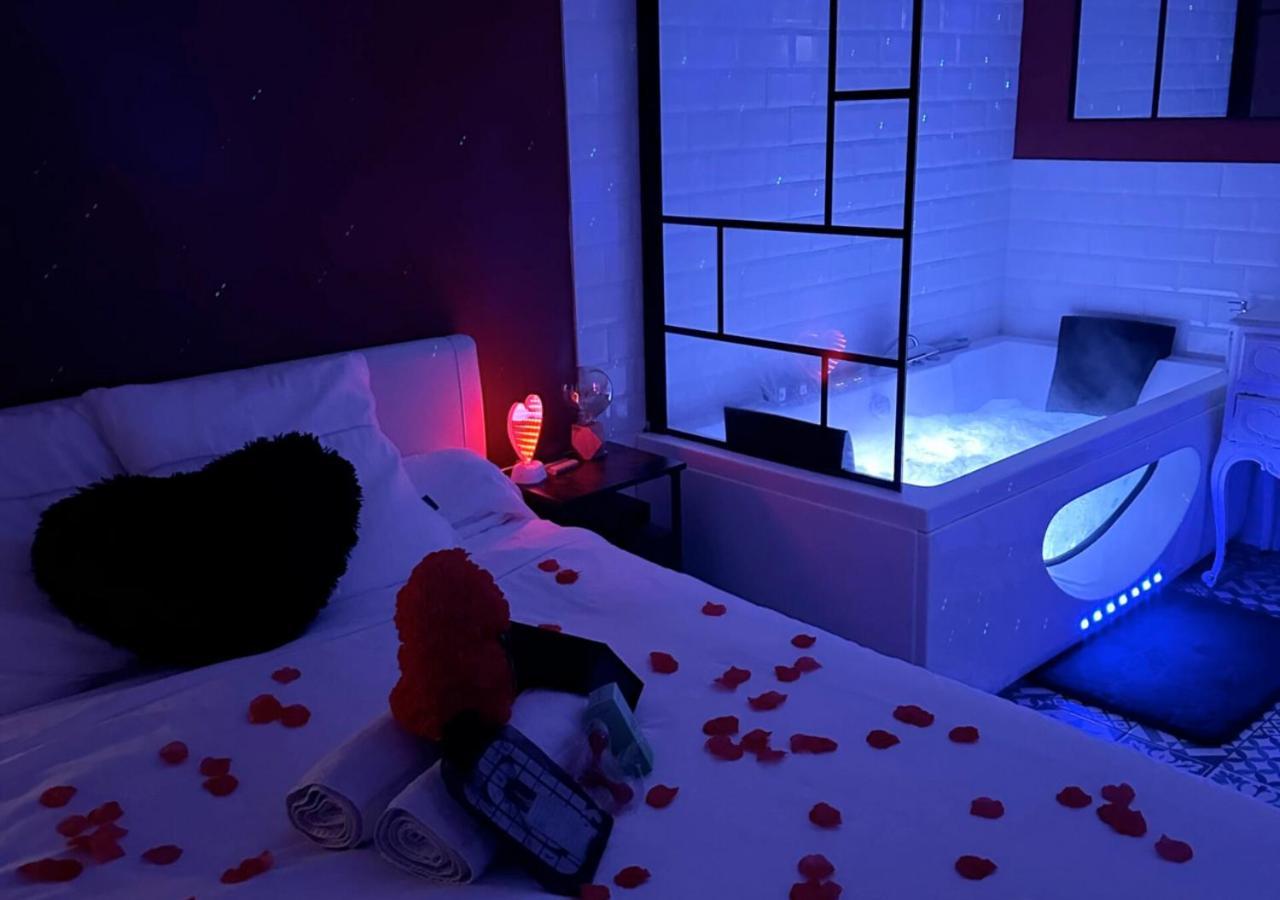 Amour Azur Appartement Pour 2 Avec Jacuzzi Et Terrasse A 2 Minutes De La Mer ヴァロリス エクステリア 写真